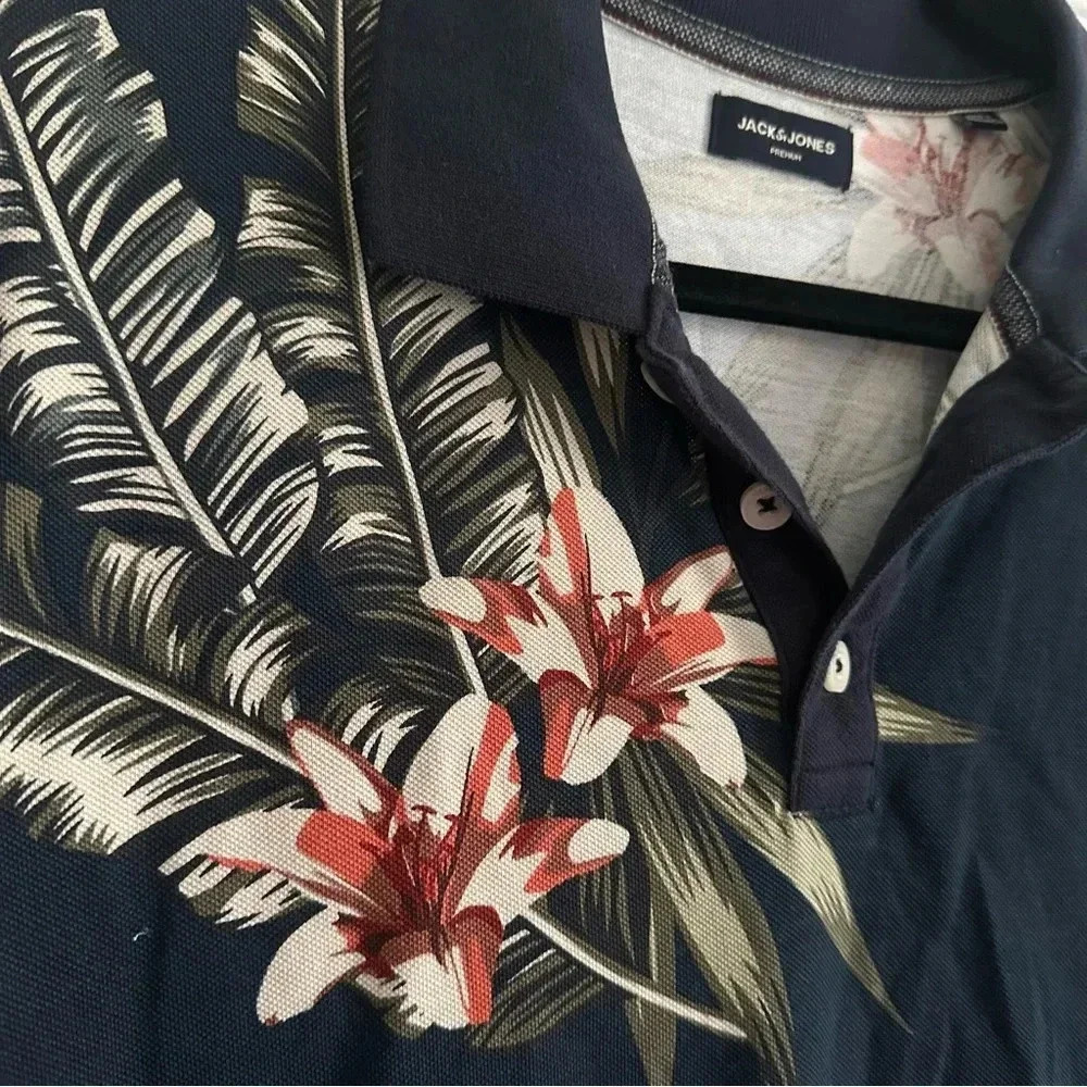 Size L Jack & Jones Men’s Tropical Print Polo Shirt Black Vacation Summer Shirt - Picture 5 of 6